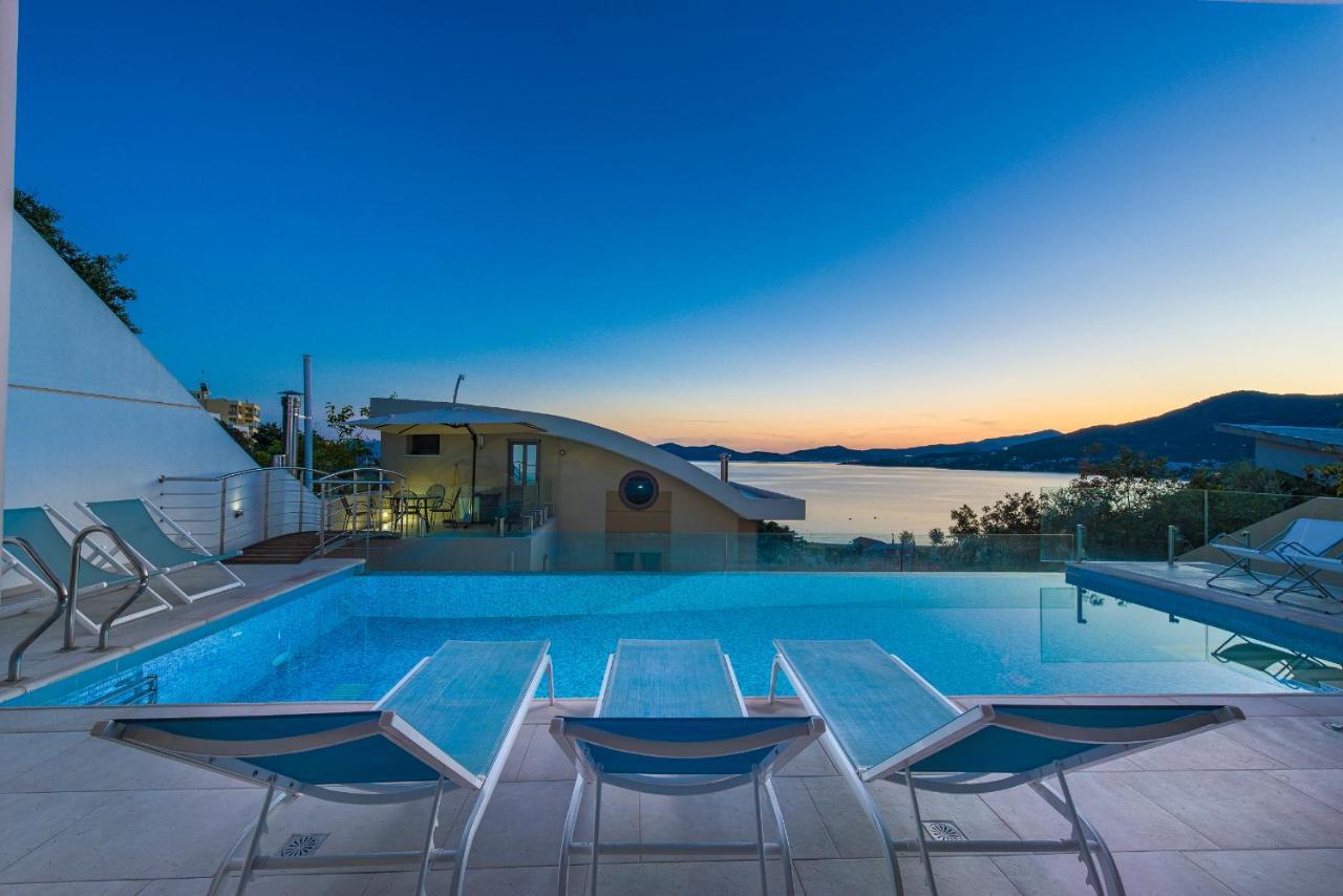 Villa Evian Палеон-Цифликион Экстерьер фото