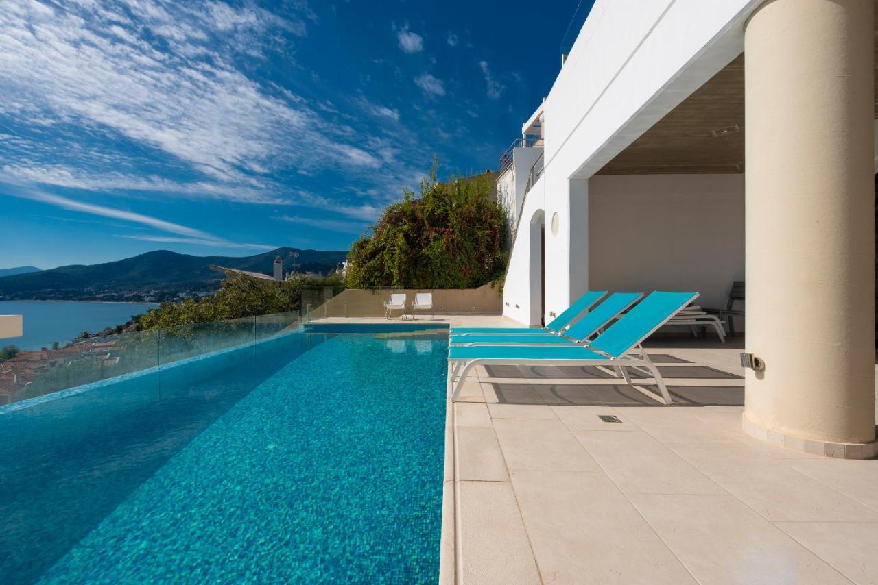 Villa Evian Палеон-Цифликион Экстерьер фото
